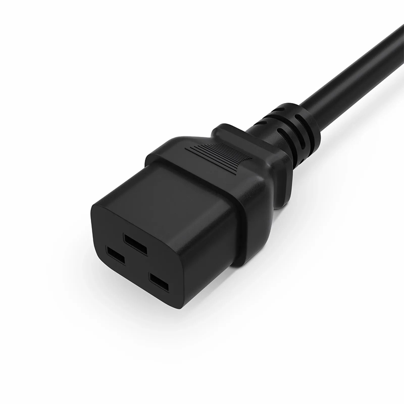 6ft (1.8m) BS 1363 to IEC60320 C19 3 x 1.5mm² 250V/13A Power Cord, Black