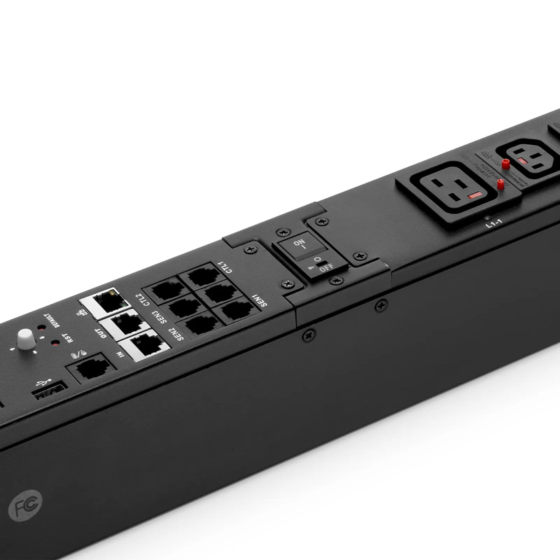 7.20kW Single-Phase 30A/240V Switched Rack PDU, 21 x C13 & 3 x C19 Outlets, NEMA L6-30P Plug, 10ft Cord, 0U Vertical