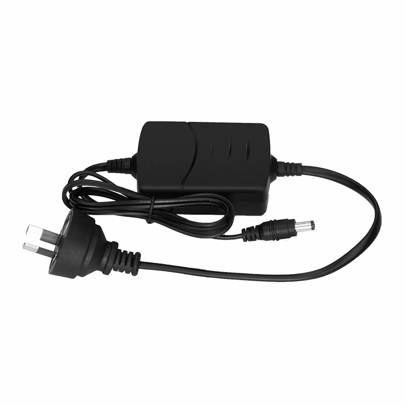 Mini Unmanaged 1x 10/100/1000Base-T RJ45 to 1x 1000Base-X SFP Gigabit Ethernet Media Converter, European Plug standard