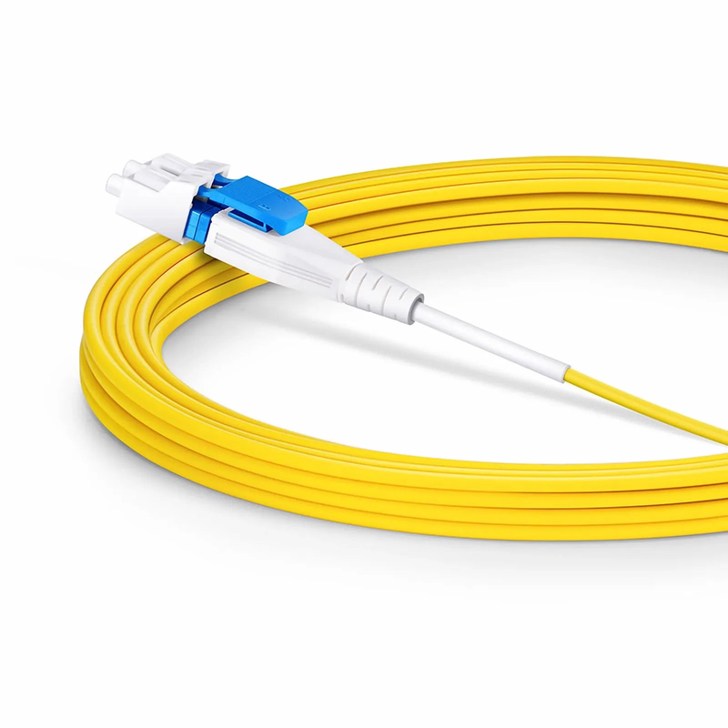5m (16ft) Fiber Patch Cable, 4 Fibers, 2 x CS™ UPC Duplex to 2 x LC UPC Duplex Flat Clip Uniboot, Single Mode (OS2), Riser (OFNR), 2.0mm, Yellow, for 200/400/800G Network Connection